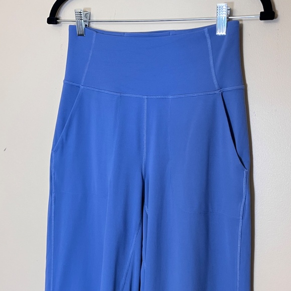 Lululemon Align Wide Leg 23" Crop Pants - Women's Size 6 - Blue - Picture 3 of 11